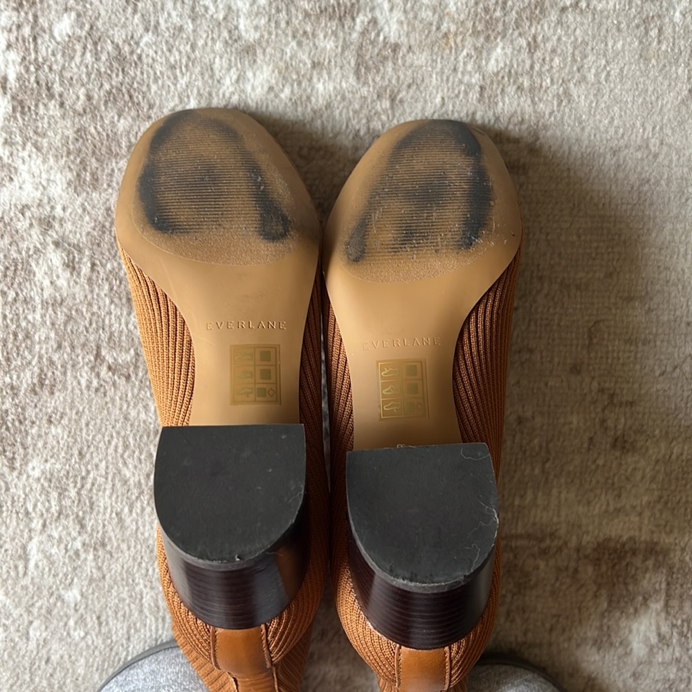 Everlane Reknit glove boot in toffee - Picture 4 of 5